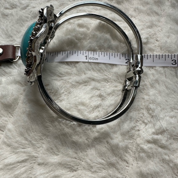 Turquoise Silver Bangle Bracelet - Picture 11 of 12